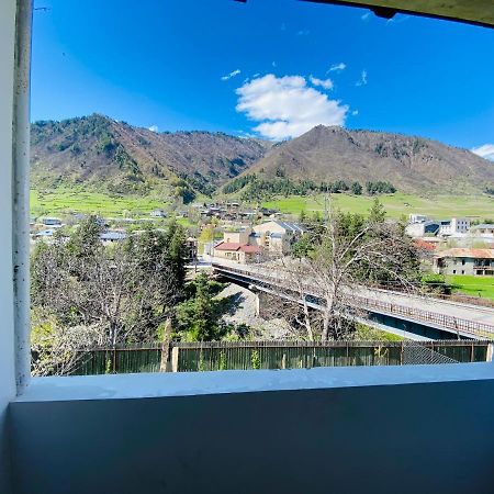 Guesthouse Alpenrose Mestia Luaran gambar
