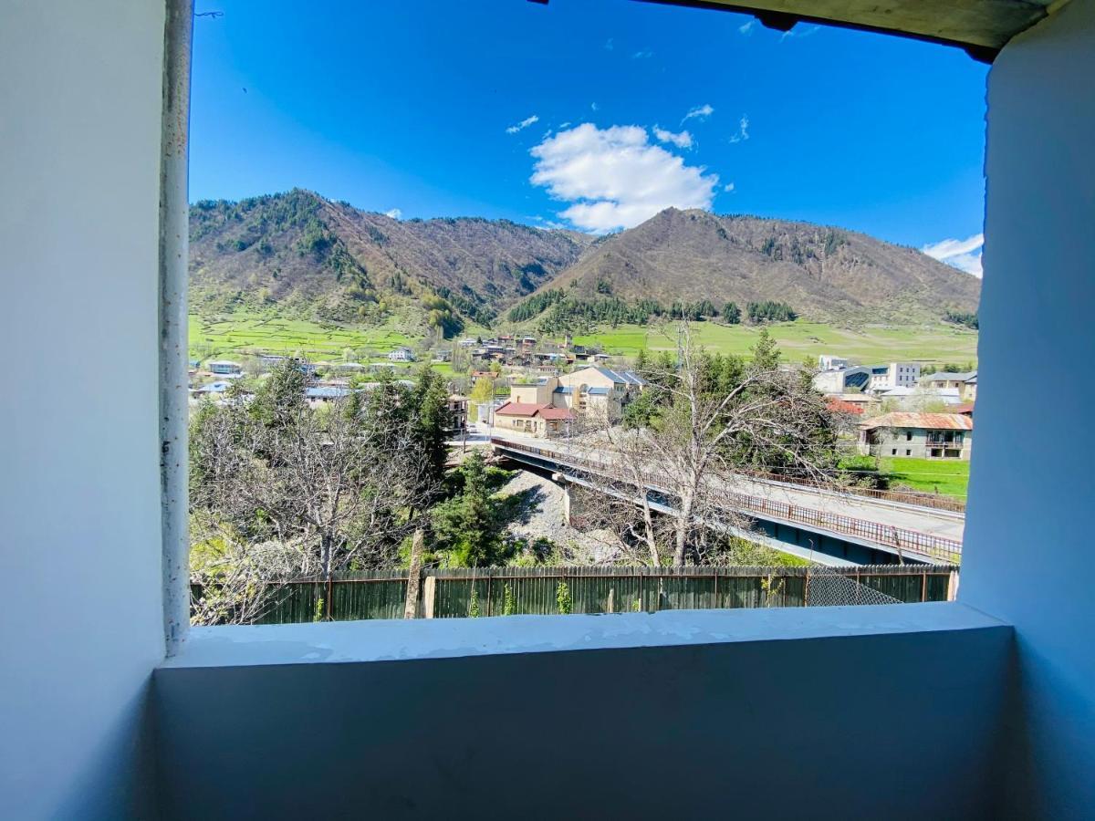 Guesthouse Alpenrose Mestia Luaran gambar