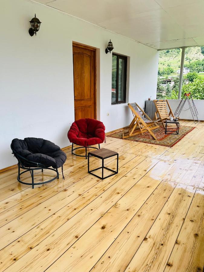 Guesthouse Alpenrose Mestia Luaran gambar