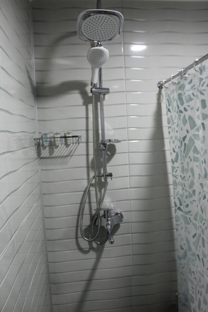Guesthouse Alpenrose Mestia Luaran gambar